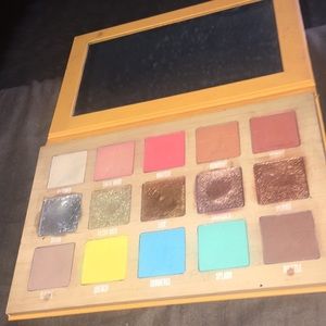 Palettes